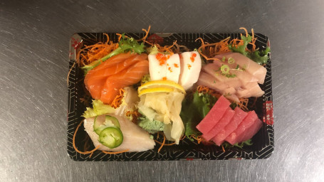 2. Sashimi Entrée