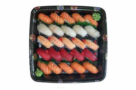 Mixed Nigiri Platter (25 Pieces)