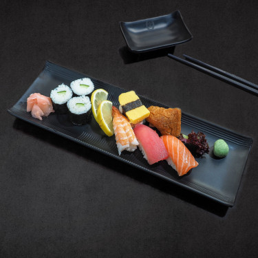 Sushi (5 Pieces Nigiri, 3 Pieces Maki Rolls)