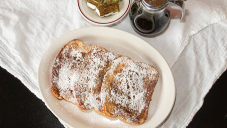 3 French Toast With Powdered Sugar