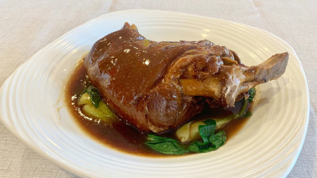Dongpo Style Stewed Pork Elbow Dōng Pō Zhǒu Zi