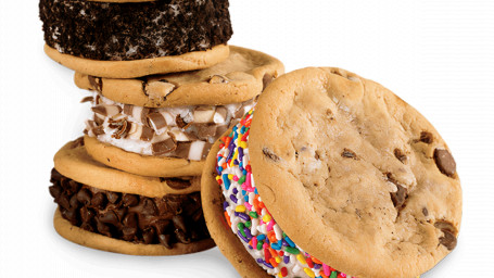 Ice Cream Cookie Sandwich Variatie 4-Pack Nu Klaar Om Af Te Halen