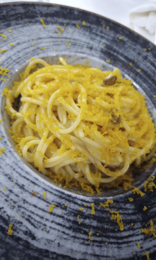 Spaghetti Con Ricci E Bottarga