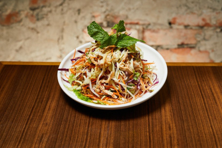 Jī Ròu Yē Cài Xiāng Cǎo Shā Lǜ A1: Chicken Salad (Ga Xe Phay)