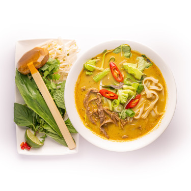 Beef Brisket Curry Noodle Soup