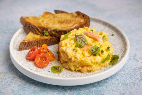 Lobster Scrambled Eggs Lóng Xiā Chǎo Dàn