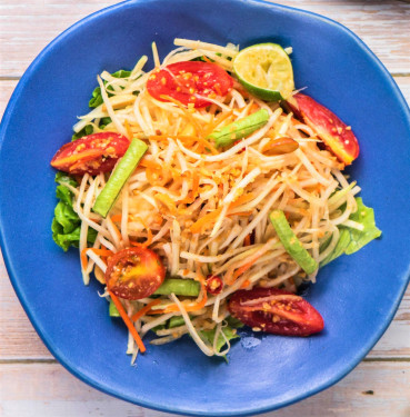 Spicy Papaya Salad (Veg) Qīng Mù Guā Shā Lǜ