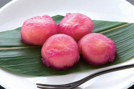 Fān Shǔ Shuǐ Jīng Kuzumochi (Sweet Potato)