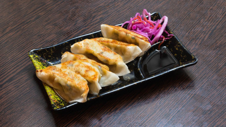 Fried Vegetable Gyozas (V) Zhāi Guō Tiē