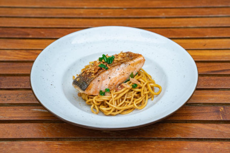 Grilled Salmon With Noodles In Scallion Oil Cuì Jiān Sān Wén Yú Pèi Cōng Yóu Bàn Miàn