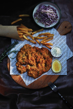 Pork Schnitzel Wéi Nà Xiāng Jiān Zhū Bā