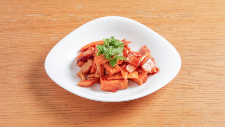 Stir-Fried Tofu With Sun Dried Chilli And Caramelised Cashew Nuts