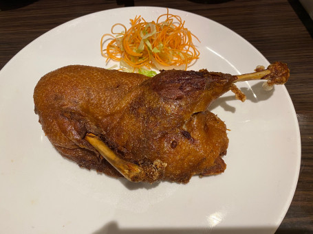 Xiāng Sū Yā Crispy Aromatic Duck 1/2( With 12 Pancakes)