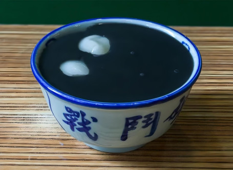 Shí Mó Zhī Má Hú Tāng Wán Black Sesame Paste With Glutinous Rice Balls