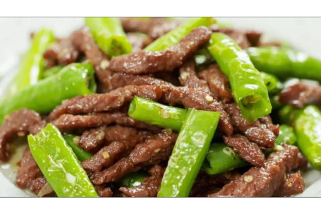 Sauteed Beef Fillet With Hot Green Peppers Háng Jiāo Niú Liǔ
