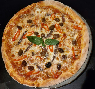 Pizza With Anchovies (V)