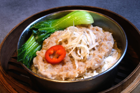 Yín Yú Ròu Bǐng Fàn Dried Anchovies And Pork On Steamed Rice