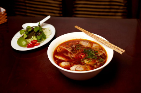 Spicy Vermicelli Noodles Soup (Bún Huế Súp)