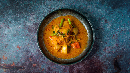 Stir-Fried Prawns In Red Chilli Paste (Moderately Spicy)