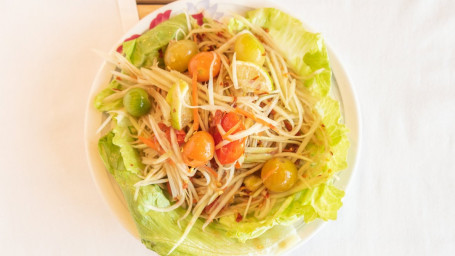 15. Thum Mak Hoong (Papaya Salad)