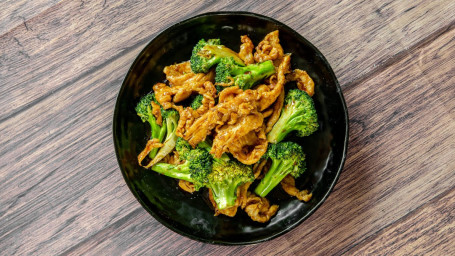 38. Chicken With Broccoli