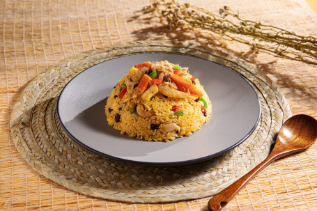 Xīn Jiā Pō Hǎi Xiān Chǎo Fàn Fried Rice With Seafood