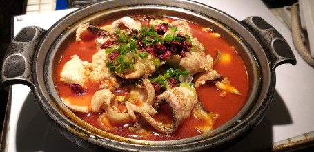 Xiāng Là Wú Gǔ Shuǐ Zhǔ Yú Zhōng Là Spicy Fish Boneless Pot