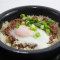 Clay Pot Rice with Minced Beef and Poached Egg wō dàn miǎn zhì niú ròu fàn