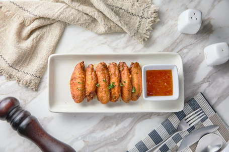 Suàn Xiāng Là Jiàng Kǎo Jī Chì Sriracha Chicken Wings