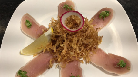 Albacore Crispy Onion Sashimi (8Pc)