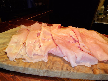 Cured Ham : Prosciuto Cotto Gran Biscotto Rovagnati. 150 Gr 9 Slices Approximately)