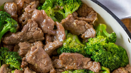 L18. Beef with Broccoli