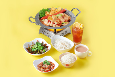 Xiān Fān Jiā Jī Jiàn Guō Tào Cān Fresh Tomato With Chicken Pot Set
