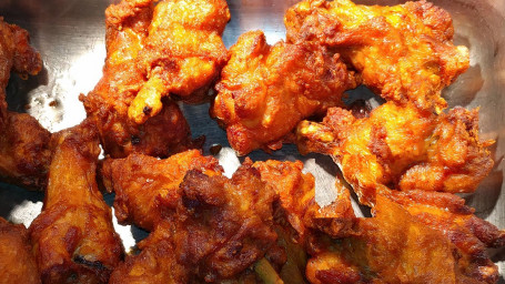 4. Fried Chicken Wings (8)