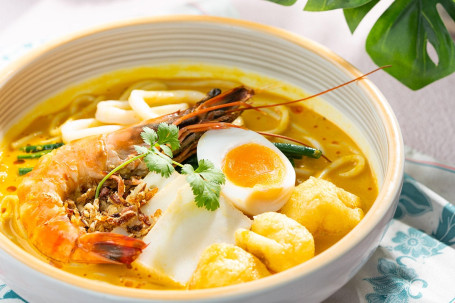 Auntie Malay Seafood Laksa Zhāo Pái Hǎi Xiān Lǎ Shā