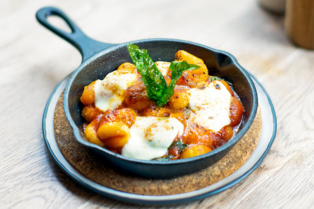 Gnocchi Sorentina V Yì Shì Shuǐ Zhī Shì Shā Lǜ Pèi Mǎ Líng Shǔ Tuán Zi Sù Shí Cài Shì