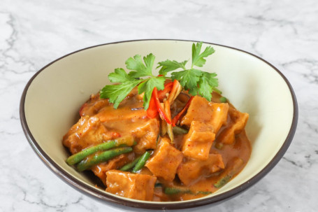 Thai Massaman Curry Tofu Vegetable