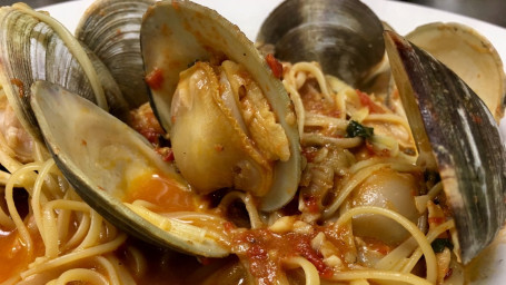 Whole Clams Over Linguine