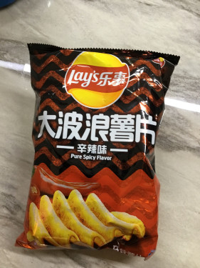 Ls Big Wave Potato Chips Spicy Flavour 70G