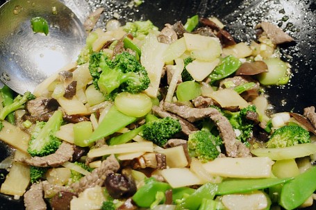 Carne De Vită-Chop-Suey