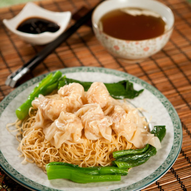 Zhèng Dòu Xiān Yún Tūn Lāo Miàn House Specialty Wonton Noodles