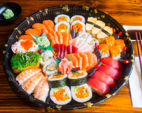 Sushi Sashimi Platter (52 Pieces)