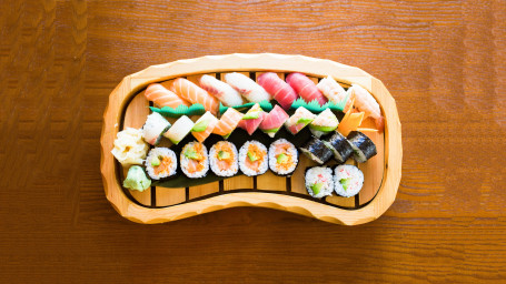 Sushi Deluxe Set (26 Pcs)