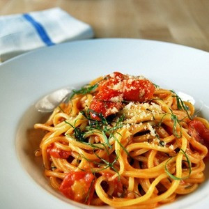 Spaghete Pomodoro