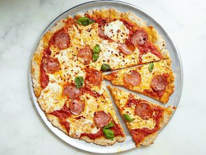 Pizza Mozzarella Salami