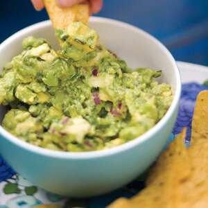 Guacamole Și Chipsuri