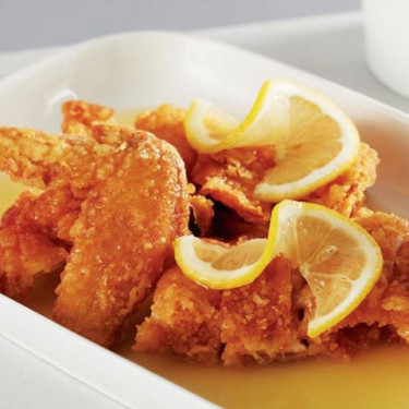 Xiān Níng Jiān Ruǎn Jī Bàn Zhī Pan-Fried Boneless Chicken With Lemon Sauce Half Bird