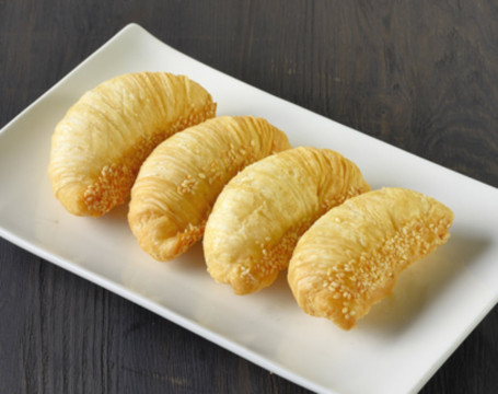 Shanghai Turnip Croissant (4 Pieces)