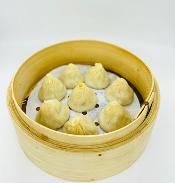 04 Chicken Xiao-Long-Bao (8 Pcs) Jī Ròu Xiǎo Lóng Bāo 8Zhǐ