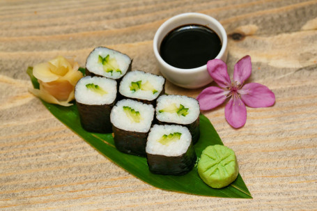 Cucumber Maki (Small Roll)